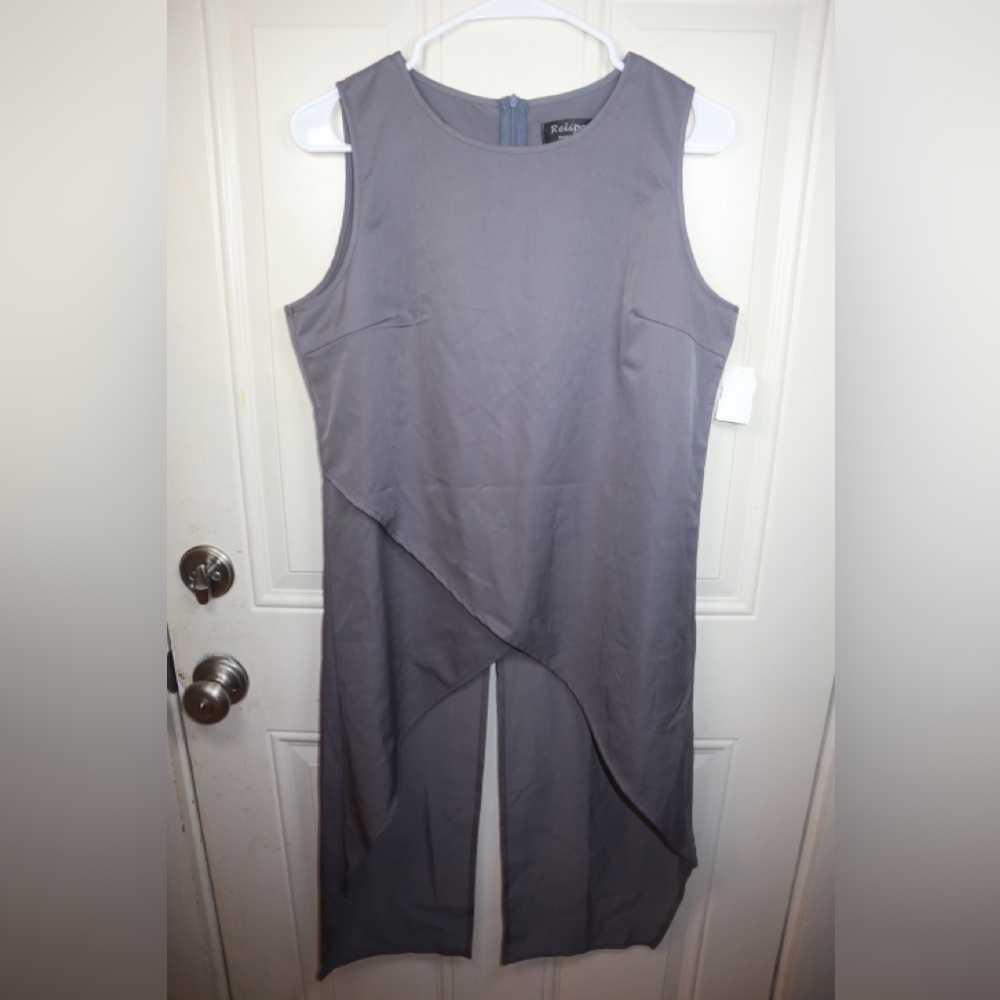 Relipop Asymmetrical Long Top SIZE MEDIUM